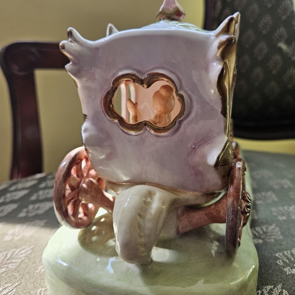 Cinderella and her carriage - Picture 7 of 9